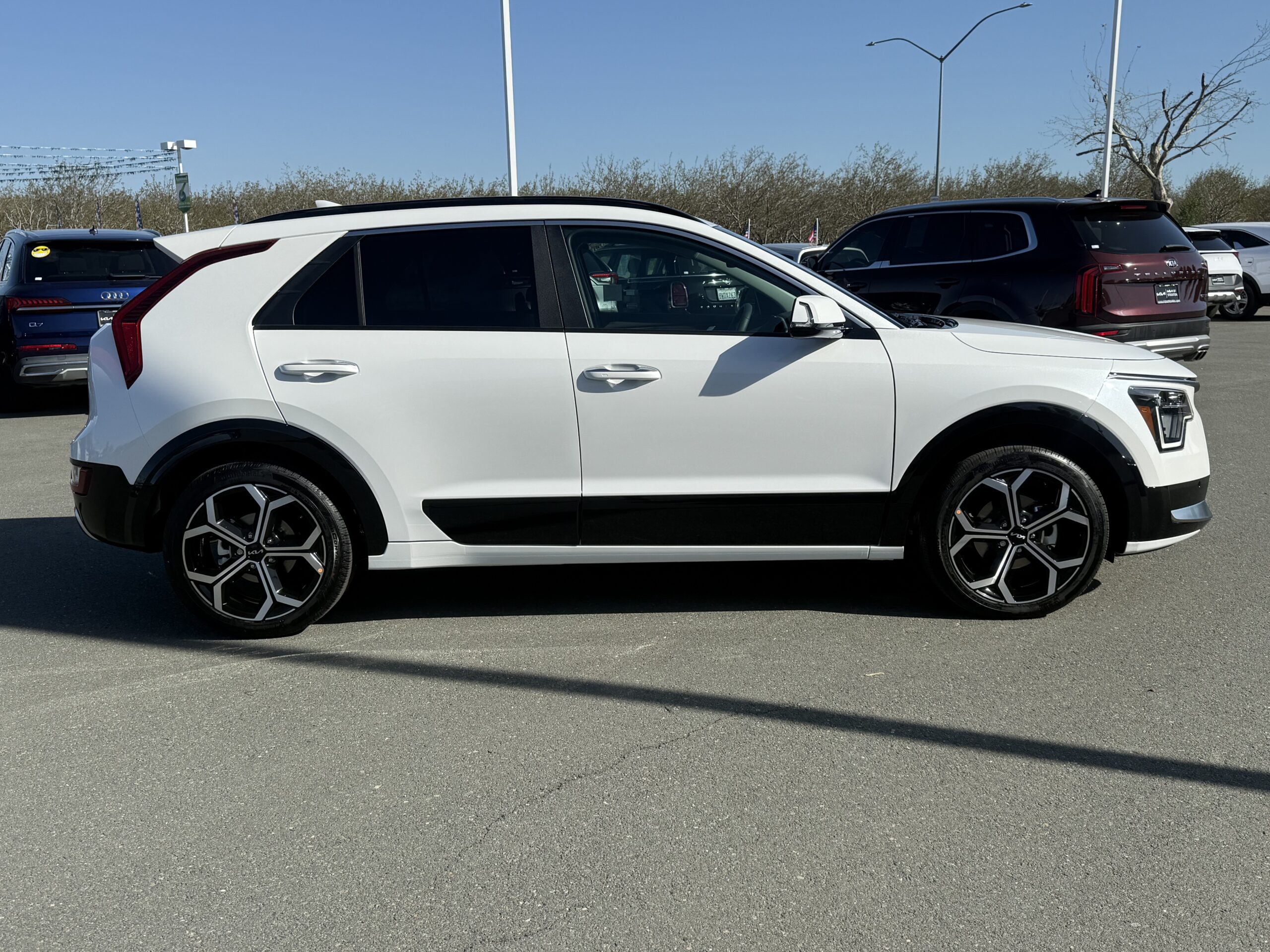 KIA NIRO Hybrid SX Touring
