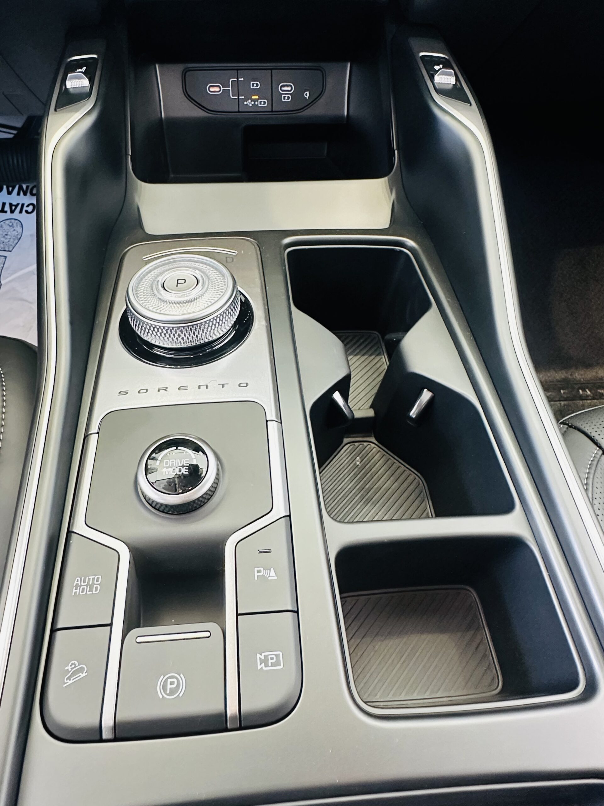 KIA Sorento Hybrid EX